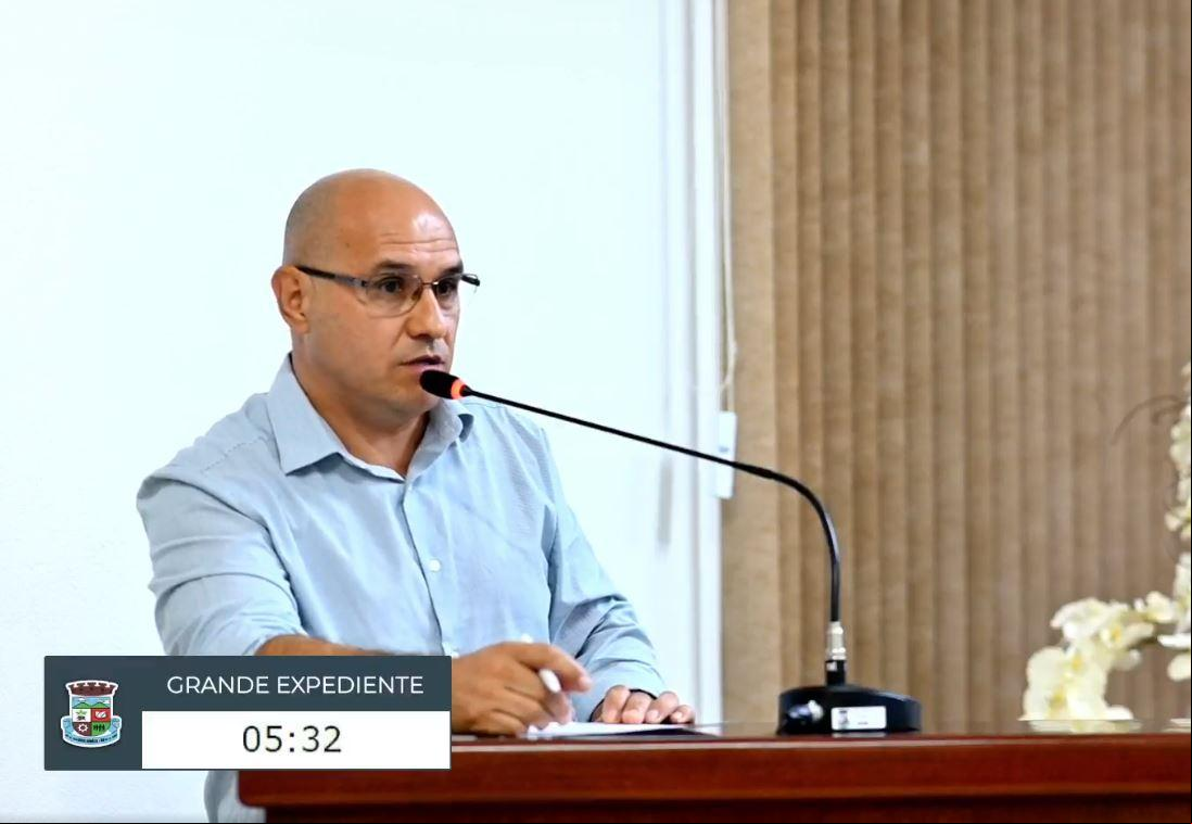 Jurandir Machado questionou a burocracia na Secretaria de Planejamento Jurandir Machado questionou a burocracia na Secretaria de Planejamento