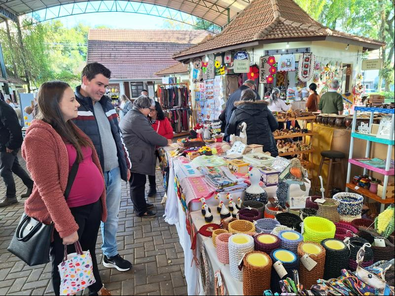 24ª Feira Estadual do Artesanato reuniu mais de 80 expositores