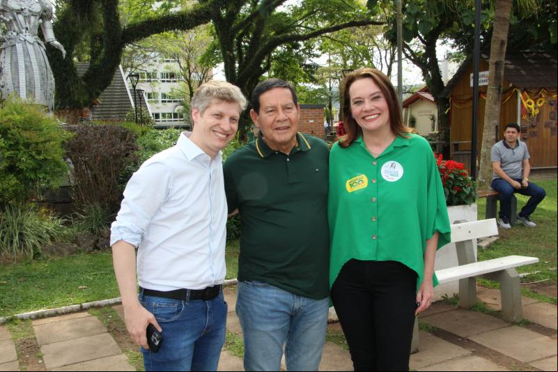 Marcel, Mourão e Marislane