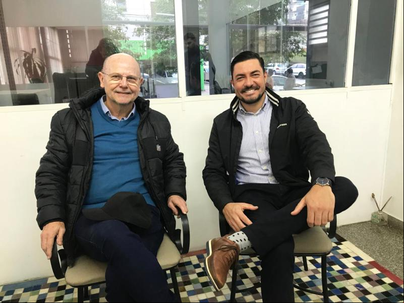 Bohn Gass e vereador Kelvin no JDI