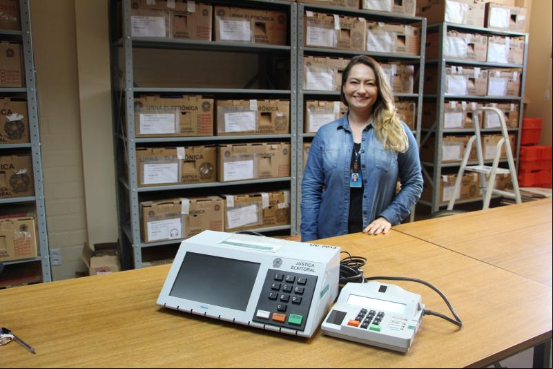 Luci Jöchins, chefe do Cartório Eleitoral (Foto: Arquivo JDI)
